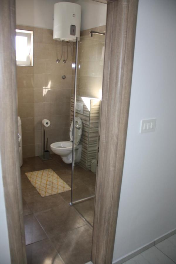Apartamento Lea Šibenik Exterior foto