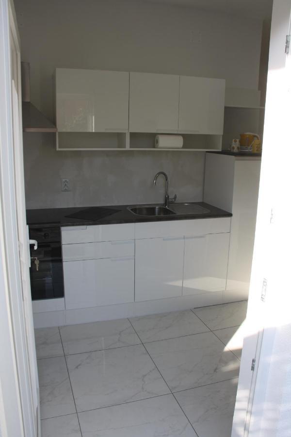 Apartamento Lea Šibenik Exterior foto