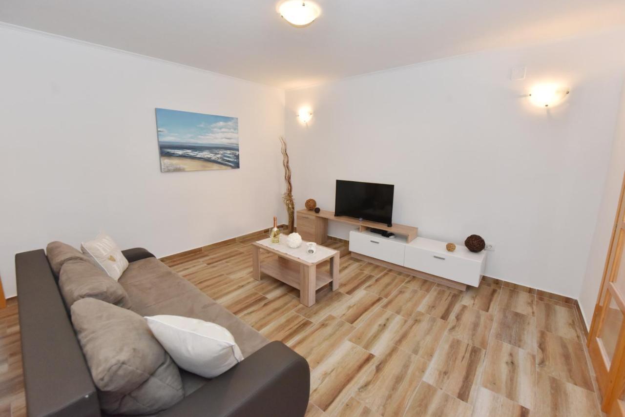 Apartamento Lea Šibenik Exterior foto