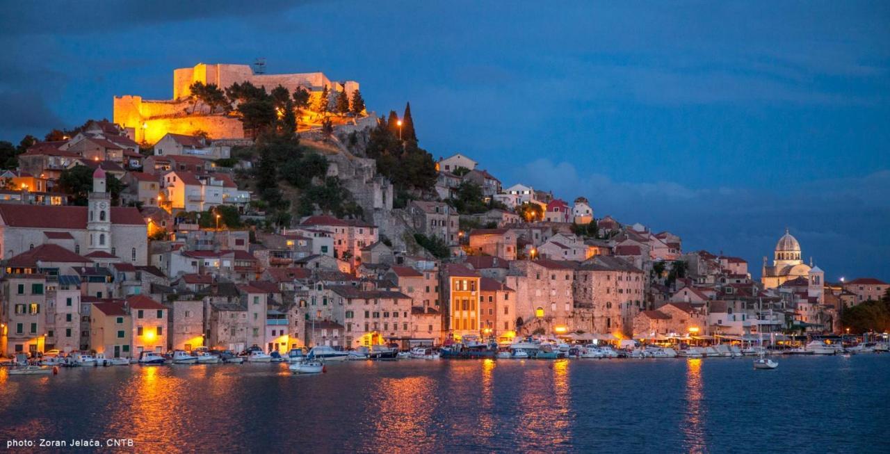 Apartamento Lea Šibenik Exterior foto