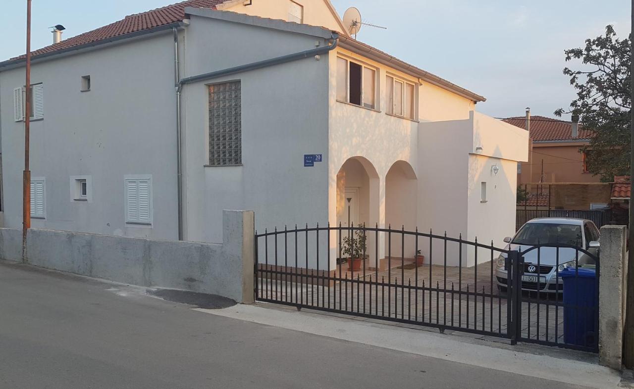 Apartamento Lea Šibenik Exterior foto